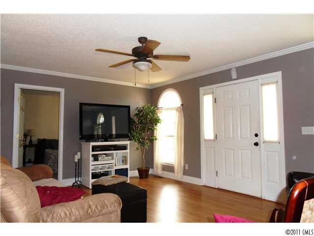 131 Speaks Rd, Olin, NC 28660 photo 2