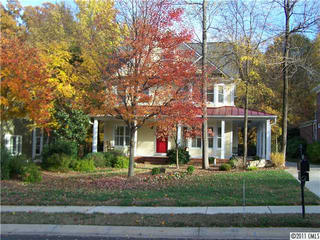 106 Julia Cir, Davidson, NC 28036 photo 1