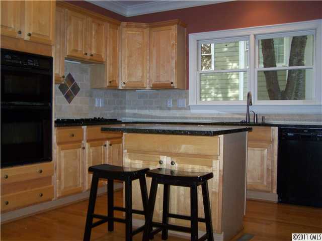 106 Julia Cir, Davidson, NC 28036 photo 11
