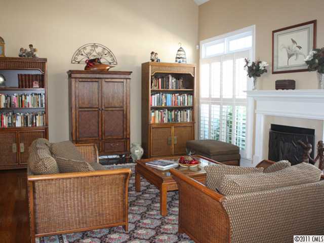 112 Edgewater Park St, Davidson, NC 28036 photo 2
