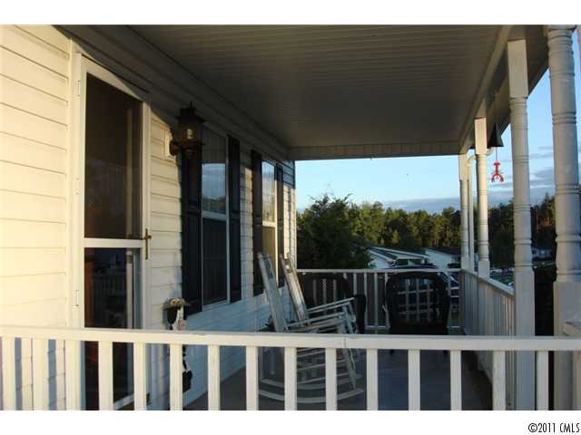 4136 SE Ringtail Ct, Concord, NC 28025 photo 2