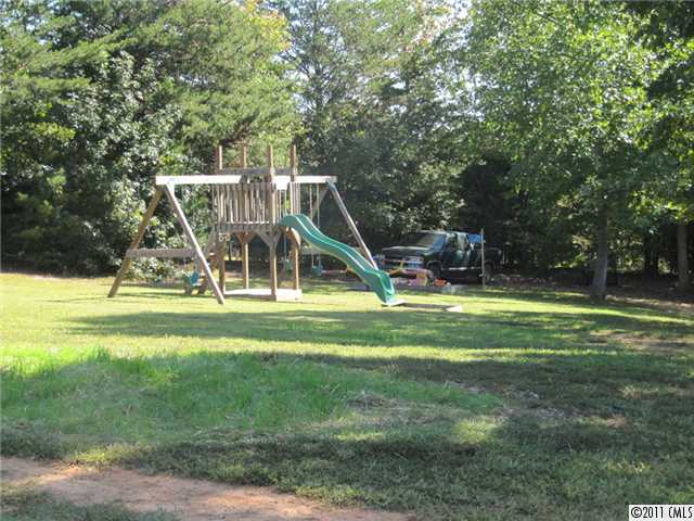 411 Double Eagle Trce, Clover, SC 29710 photo 3