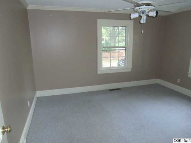 21115 Torrence Chapel Rd, Cornelius, NC 28031 photo 6