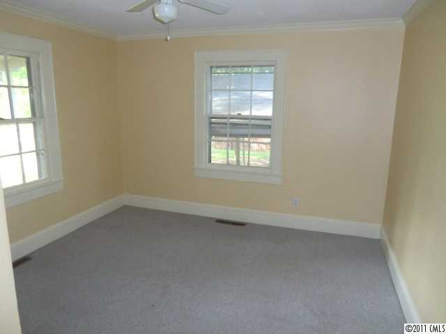 21115 Torrence Chapel Rd, Cornelius, NC 28031 photo 5