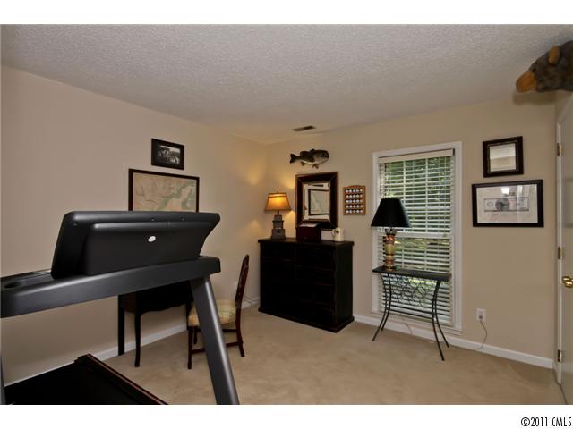 9809 Appleton Ct, Charlotte, NC 28210 photo 14