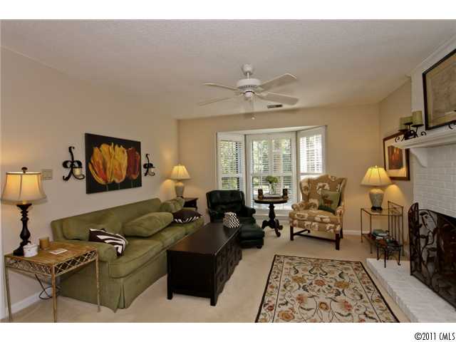 9809 Appleton Ct, Charlotte, NC 28210 photo 3