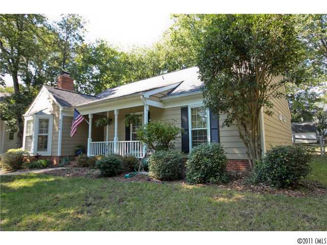 9809 Appleton Ct, Charlotte, NC 28210 photo 1