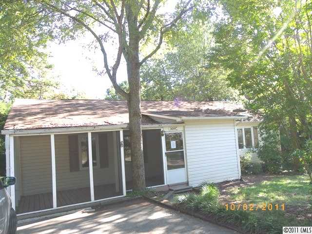 3092 Point Clear Dr, Tega Cay, SC 29708 photo 1