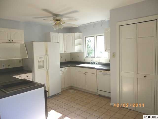 3092 Point Clear Dr, Tega Cay, SC 29708 photo 5