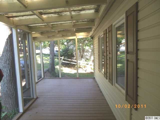 3092 Point Clear Dr, Tega Cay, SC 29708 photo 2
