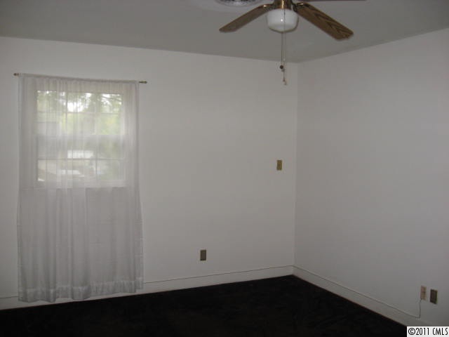 6026 Idlebrook Dr, Charlotte, NC 28212 photo 13