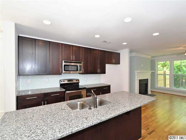 400 Spring St, Davidson, NC 28036 photo 9