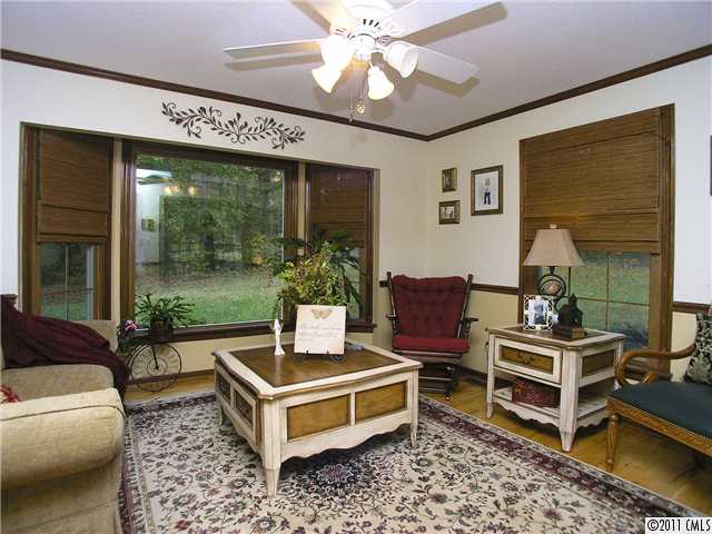 8831 Columbus Rd, Davidson, NC 28036 photo 5