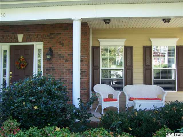 21330 Summerbrook Dr, Cornelius, NC 28031 photo 4
