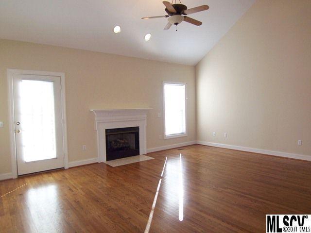 1043 NW 12th Ave, Hickory, NC 28601 photo 8
