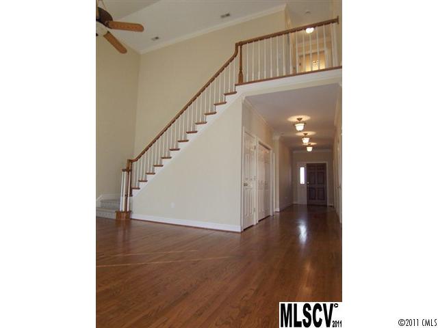 1043 NW 12th Ave, Hickory, NC 28601 photo 9