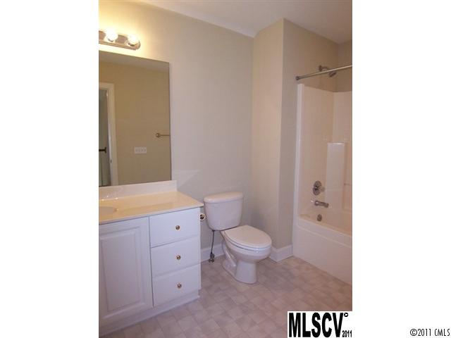 1043 NW 12th Ave, Hickory, NC 28601 photo 12
