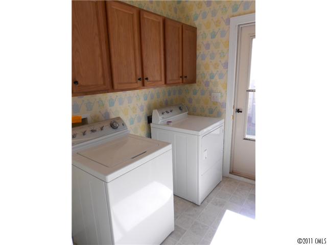 21028 Torrence Chapel Rd, Cornelius, NC 28031 photo 11