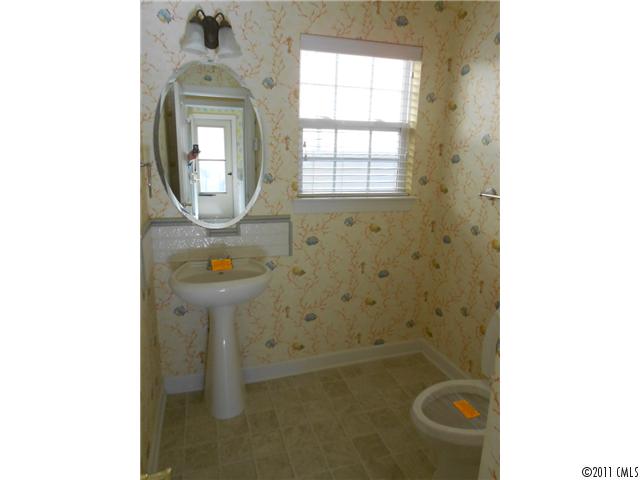 21028 Torrence Chapel Rd, Cornelius, NC 28031 photo 10