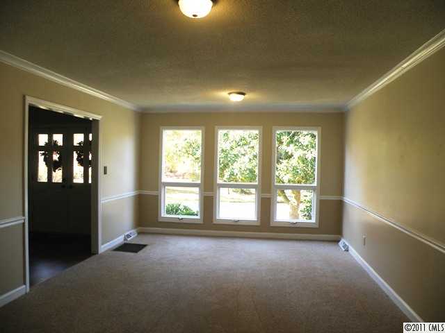 415 Brookgreen Dr, Monroe, NC 28112 photo 2