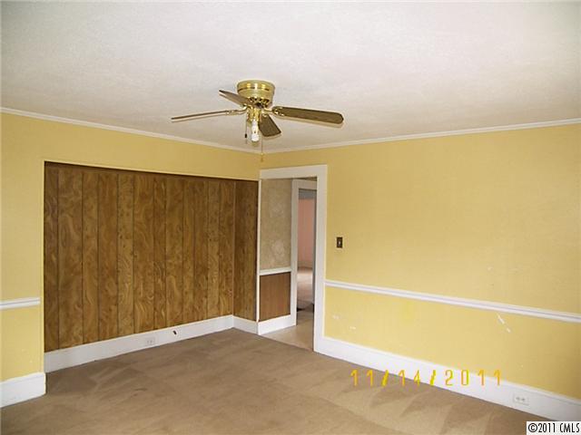502 E 23rd St, Kannapolis, NC 28083 photo 2