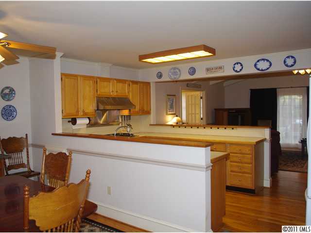 16463 Five Point Rd, Locust, NC 28097 photo 8