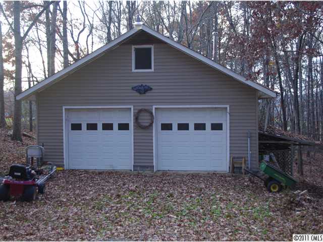 16463 Five Point Rd, Locust, NC 28097 photo 5
