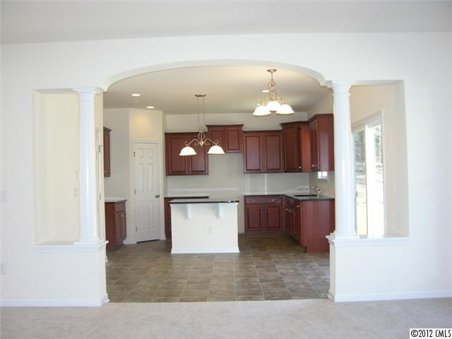 2823 Turquoise Cir, Davidson, NC 28036 photo 3
