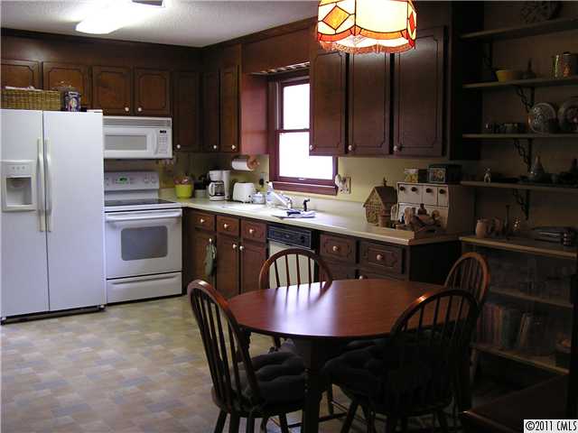 614 Maple St, Locust, NC 28097 photo 6
