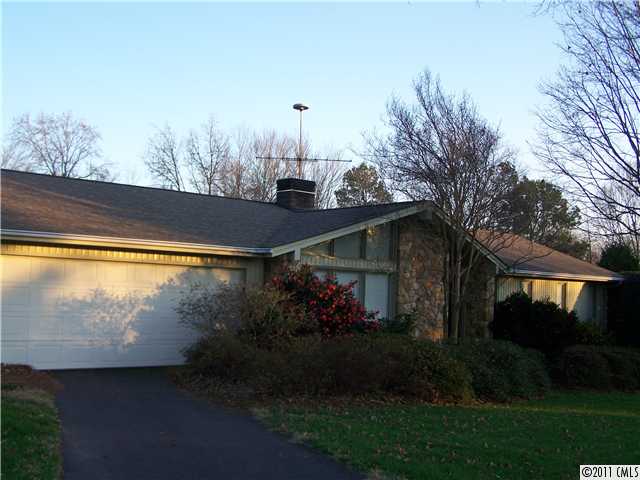 111 S Lynbrook Dr, Davidson, NC 28036 photo 17