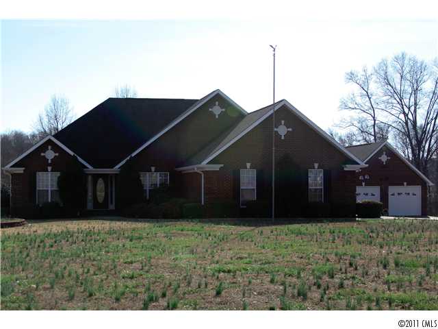 6906 Oxbow Ln, Monroe, NC 28110 photo 1