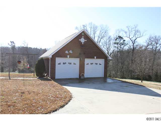6906 Oxbow Ln, Monroe, NC 28110 photo 4