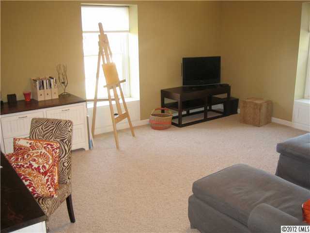 21035 Lakeview Cir, Cornelius, NC 28031 photo 13