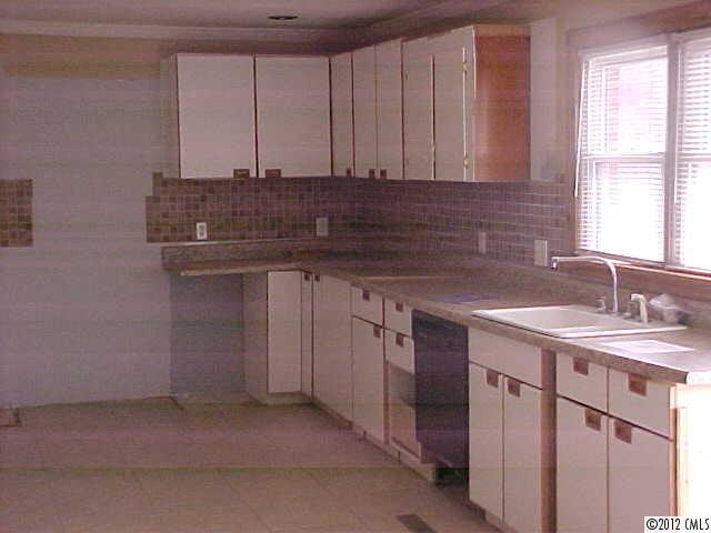 555 Earnhardt Rd, Salisbury, NC 28146 photo 3