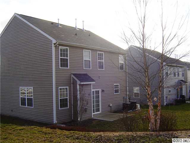 3399 Streamside Dr, Davidson, NC 28036 photo 2