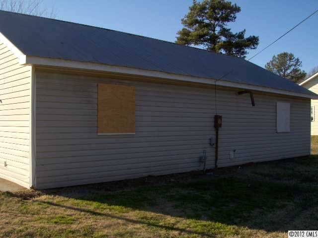 400 Jones St, Monroe, NC 28110 photo 2