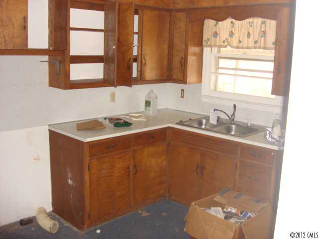 357 Howard Lingerfelt Rd, Vale, NC 28168 photo 6