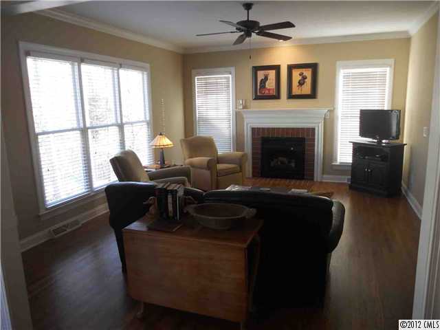 331 Ashby Dr, Davidson, NC 28036 photo 4