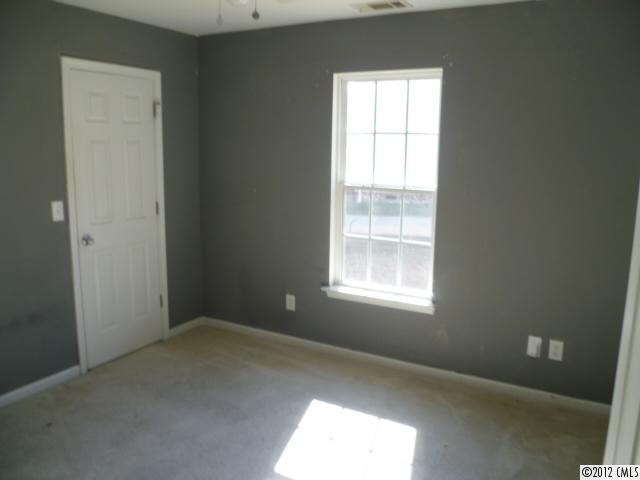 314 E Village Dr, Monroe, NC 28112 photo 7