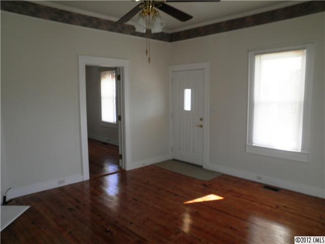 604 W 7th St, Kannapolis, NC 28081 photo 7