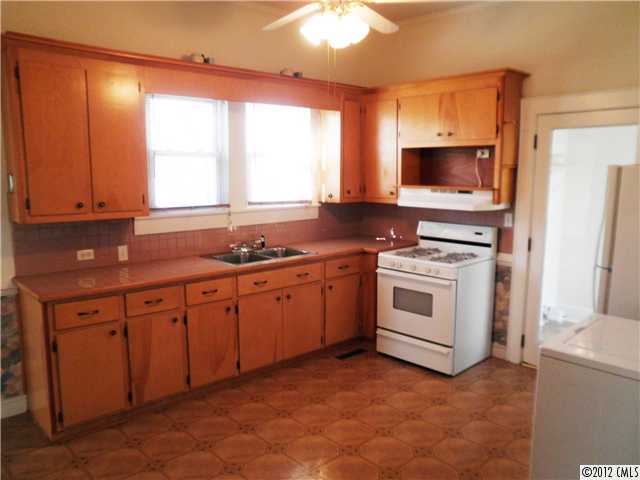 604 W 7th St, Kannapolis, NC 28081 photo 9