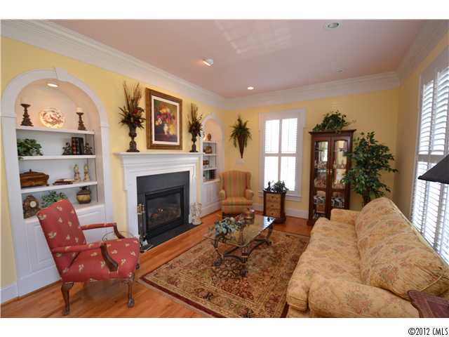 239 8th Ave, Cramerton, NC 28032 photo 2