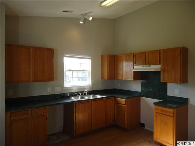 2310 Jacobs Ct, Monroe, NC 28110 photo 4