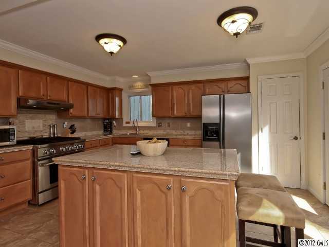 3122 Point Clear Dr, Tega Cay, SC 29708 photo 4