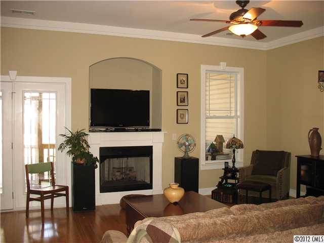 1041 Blacksnake Rd, Stanley, NC 28164 photo 2