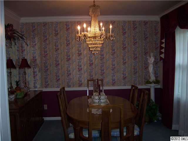 817 Sylvania Ave, Albemarle, NC 28001 photo 2