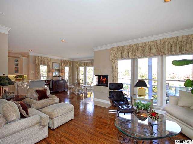 17523 Springwinds Dr, Cornelius, NC 28031 photo 4