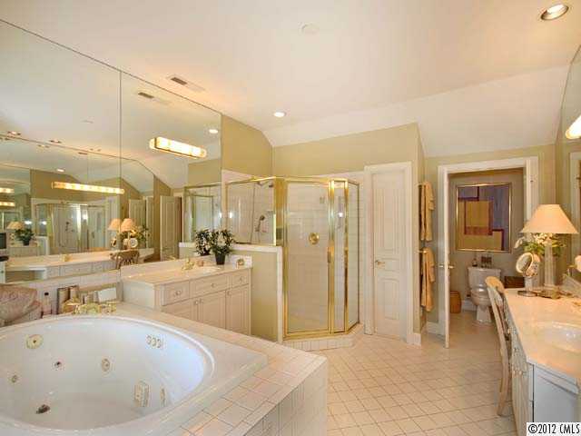 17523 Springwinds Dr, Cornelius, NC 28031 photo 11