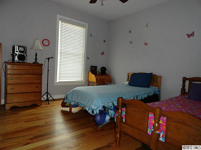 176 Current Rd, Olin, NC 28660 photo 11