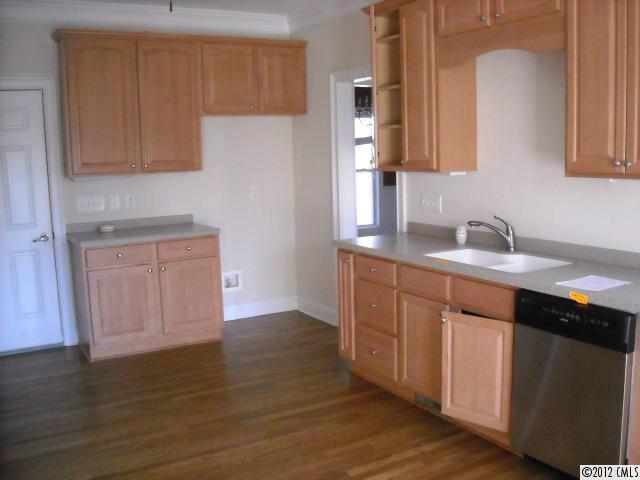 3213 Oglethorpe Ln, Monroe, NC 28110 photo 2